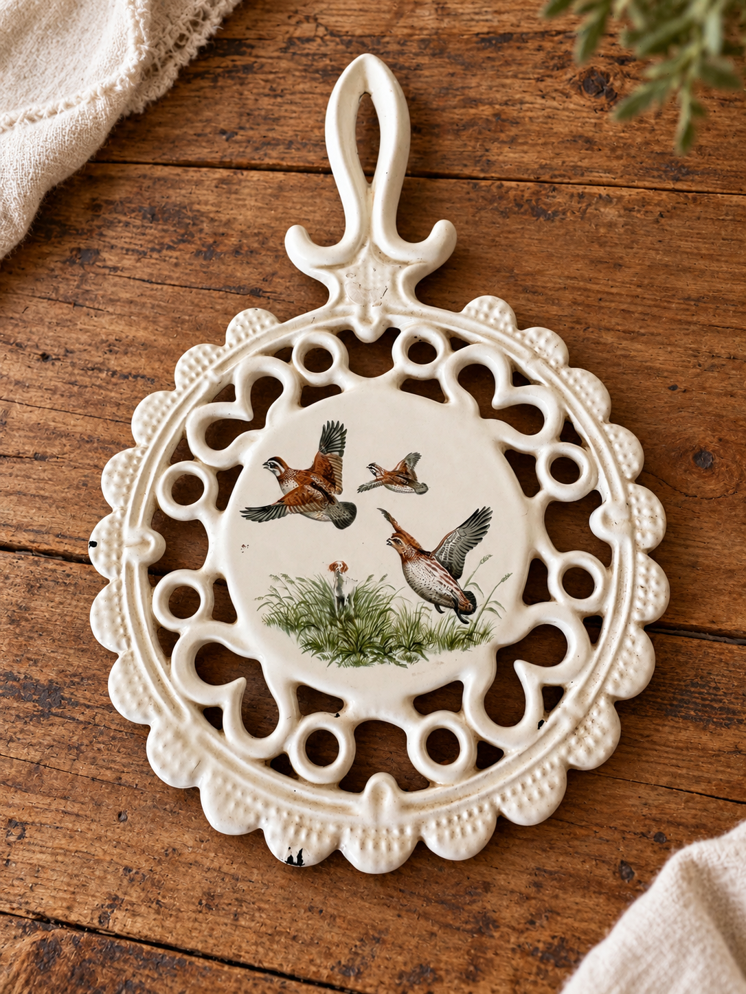 White Cast Iron Trivet with Game Birds & Hunting Dog – 9 Inches