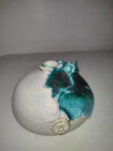 Load image into Gallery viewer, Vintage Asian Round Bud Vase