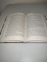 Cargar imagen en el visor de la galería, Misterios de Silver Peak - El tiempo lo dirá, de Carole Jefferson (HC/2014)