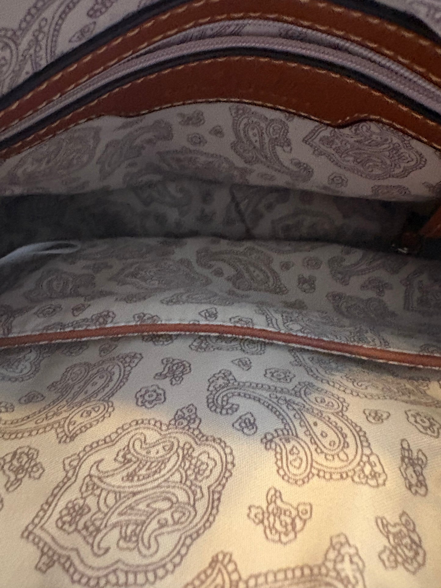 Woman’s Brown Leather Handbag Crossbody Purse Simply Noelle Tote Shoulder Bag. NWT