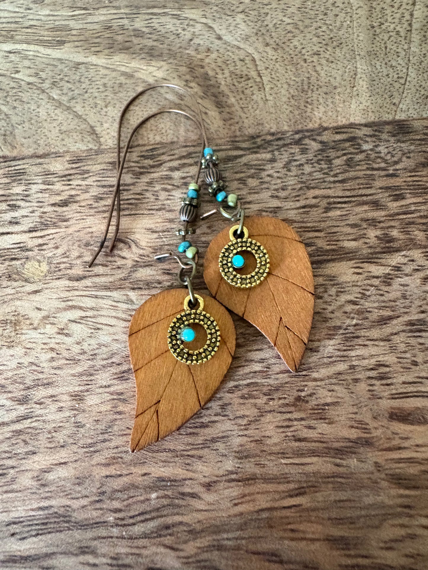 Brasstone Bead Wood Leaf Pierced Earrings NEW