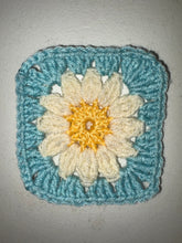Load image into Gallery viewer, Crochet Granny Squares