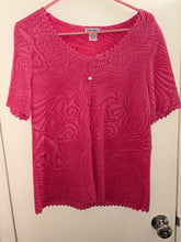 Load image into Gallery viewer, Belle Amie Vintage Top. Size Large