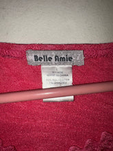 Load image into Gallery viewer, Belle Amie Vintage Top. Size Large