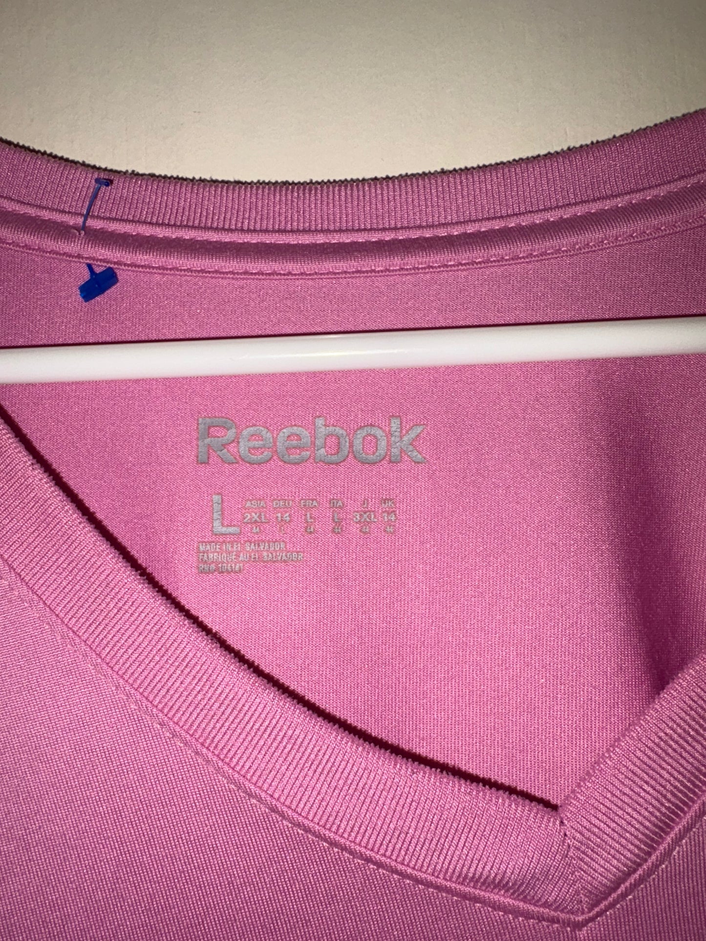 Reebok Women's Short Sleeve Heather Pink T-Shirt Size Large