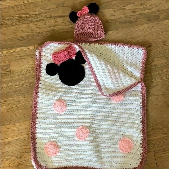 Minnie mouse baby online sleeping bag