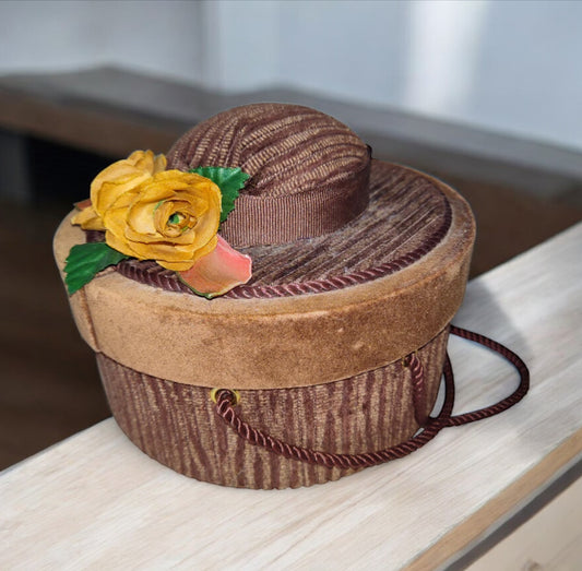 Vintage doll hat box