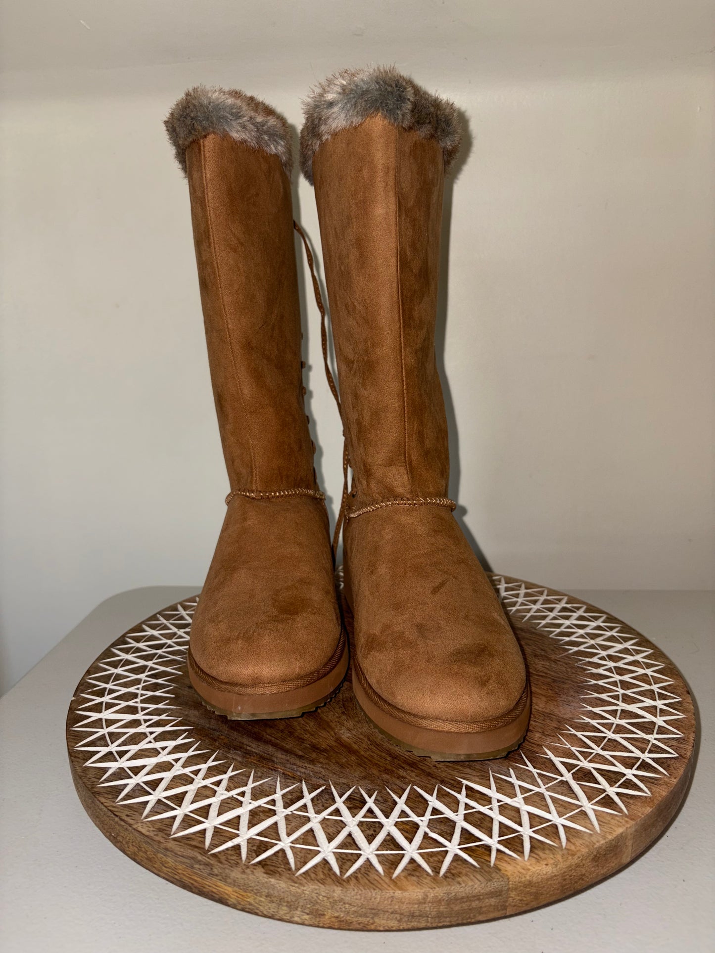 Botas Rampage Ram-Perie Camel Micro Suede para mujer, talla 7, con cordones en la parte trasera