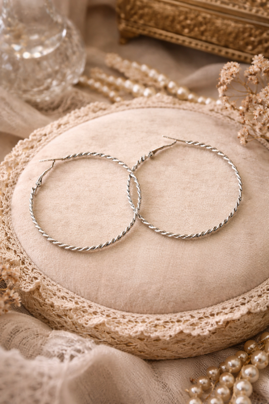 Pendientes de aro grandes en tono plateado