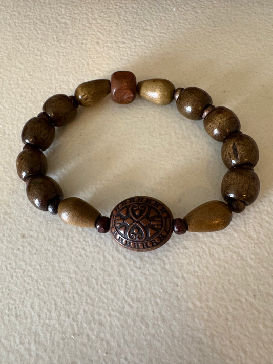 Pulsera vintage de madera oscura