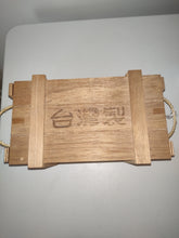 Cargar imagen en el visor de la galería, Vintage Chinese Tea Set. New In Original Wood Box
