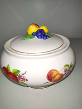 Cargar imagen en el visor de la galería, Vintage 1980 Teleflora gift fruit pattern gold trim serving bowl
