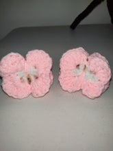 Load image into Gallery viewer, Hand Crochet Butterfly Pony Tail Holder
