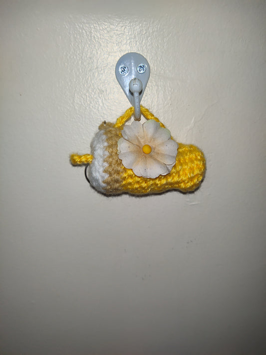 Llavero de taza de viaje de crochet