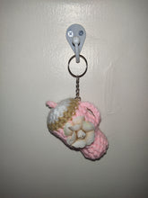 Load image into Gallery viewer, Crochet Travel Cup Keychain
