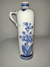 Cargar imagen en el visor de la galería, Delft Blue Decanter Bottle Hand Painted - Holland - Vintage
