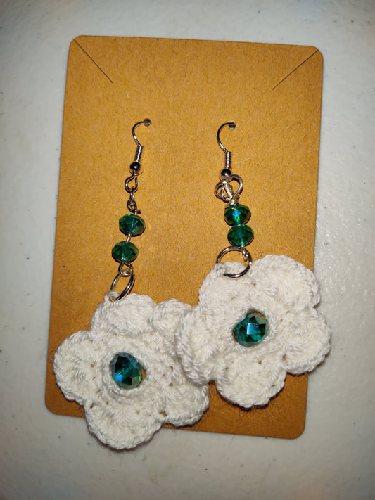 Pendientes colgantes florales de crochet hechos a mano