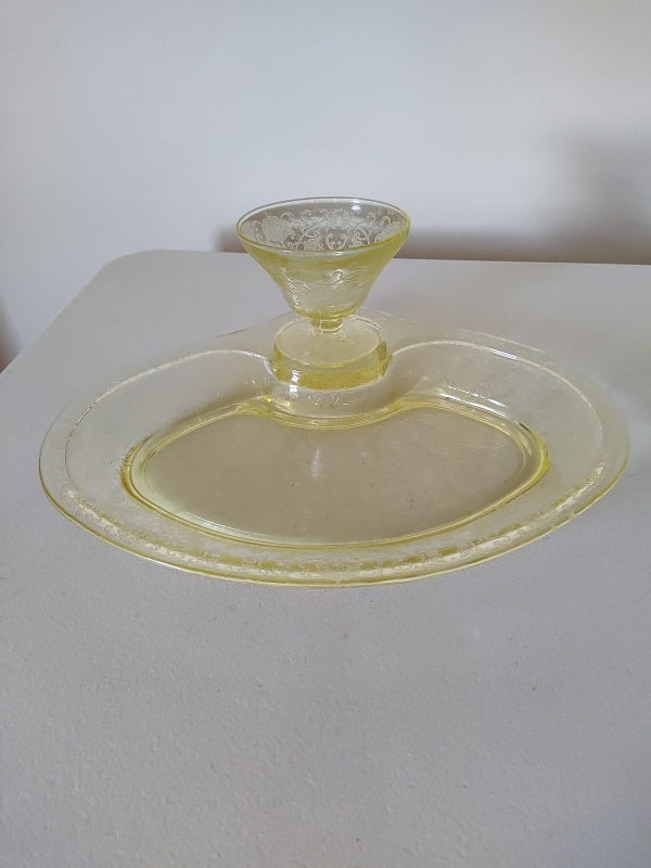 Hazel Atlas FLORENTINE YELLOW  Sherbet Cup With  PLATTER