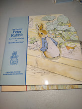 Cargar imagen en el visor de la galería, Beatrix Potter Bookmark Board Books Boxed Set The Tale of Peter Rabbit
