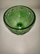 Carica l&#39;immagine nel visualizzatore di Gallery, Vintage Glass FTD Green Footed Compote Bowl Vase Candy Dish Oak Leaves
