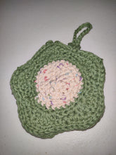 Lade das Bild in den Galerie-Viewer, Little Flower Pouch
