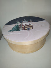 Charger l&#39;image dans la galerie, Vintage Hand painted Cheese Box
