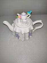 Load image into Gallery viewer, Vintage Teleflora Ceramic Teapot &quot;A Teleflora Gift&quot;
