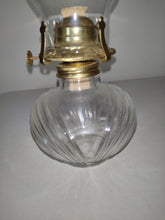 Carica l&#39;immagine nel visualizzatore di Gallery, Vintage 20th Century Lamp Light Farms Glass Ribbed Oil Lamp w/ Shade
