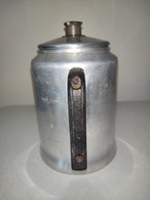 Lade das Bild in den Galerie-Viewer, Vintage 8 Cup Aluminum Coffee Pot ~ Powerless Coffee
