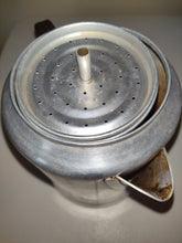 Indlæs billede til gallerivisning Vintage 8 Cup Aluminum Coffee Pot ~ Powerless Coffee
