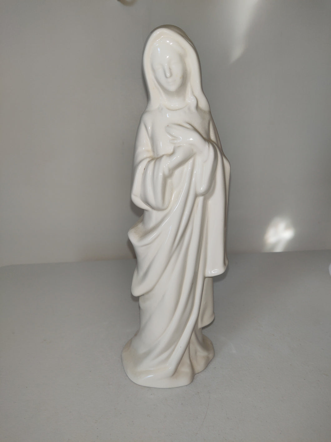 Vintage Virgin Mary Ceramic Figurine