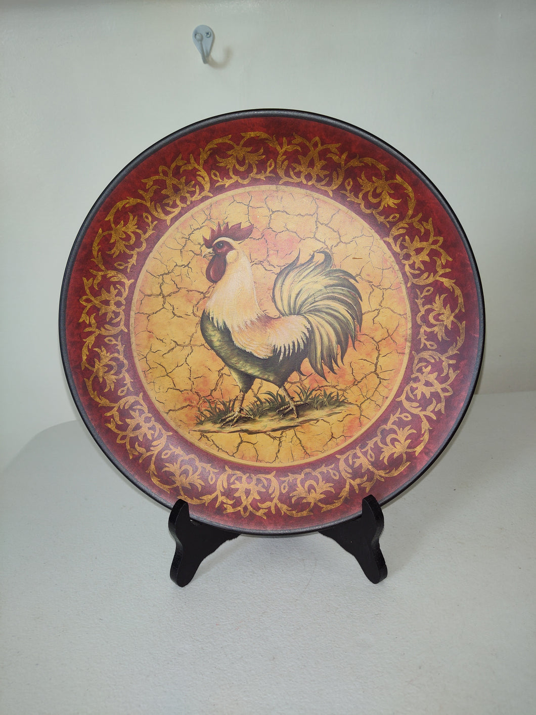 Plate Rooster - Red & Gold - Crackle design in the bed. - Country Style