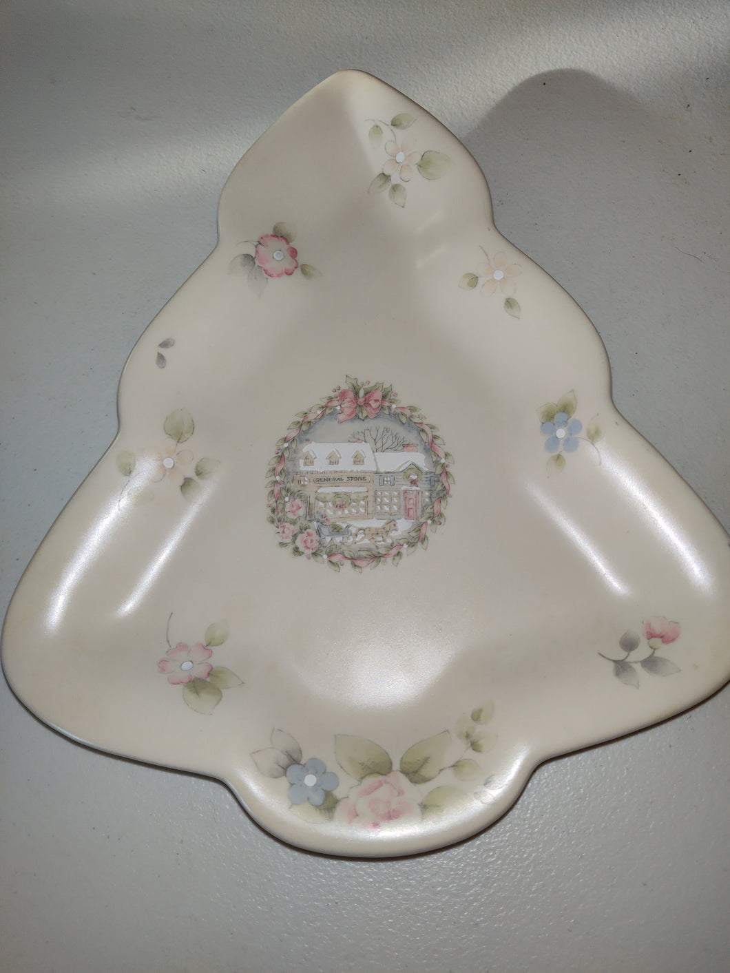 Tea Rose Holiday Tree Platter/Tray by Pfaltzgraff