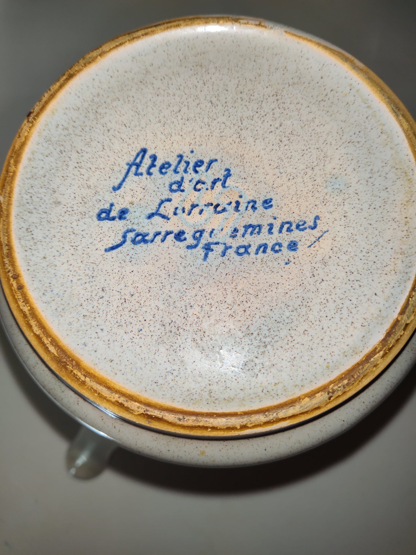 Tetera vintage de gres retro. Francia