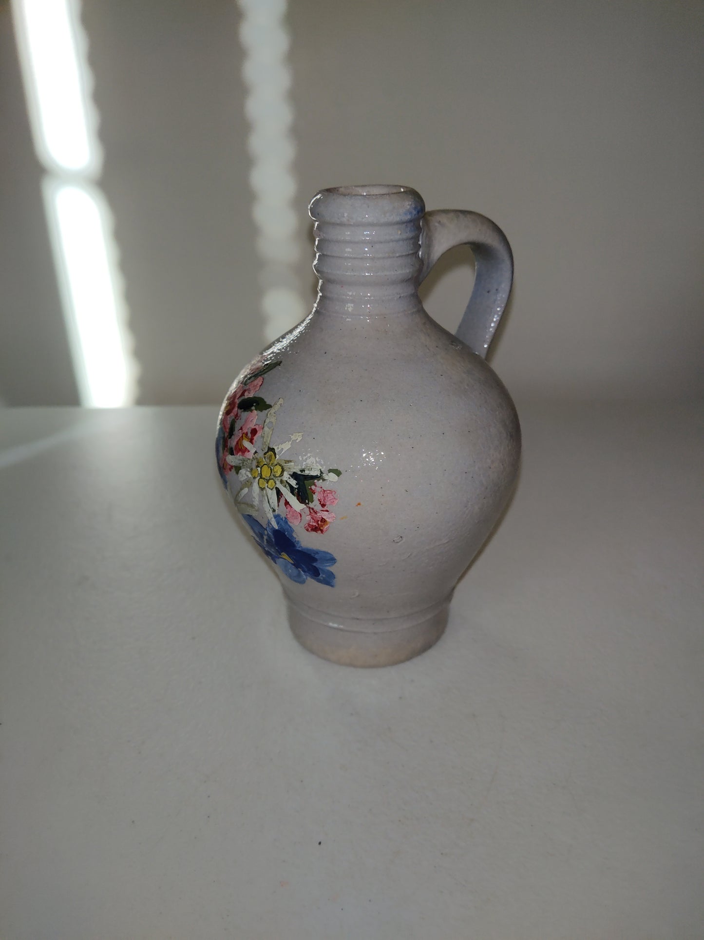 Jarrón de cerámica vintage para vino. Hallazgo excepcional. JNH German