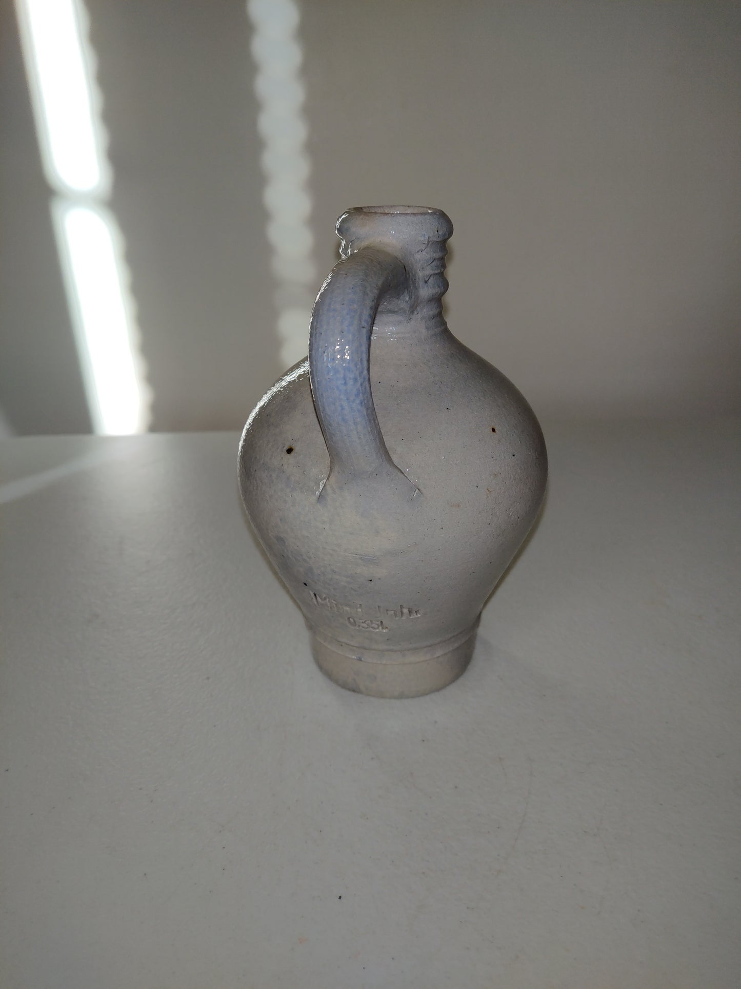 Jarrón de cerámica vintage para vino. Hallazgo excepcional. JNH German