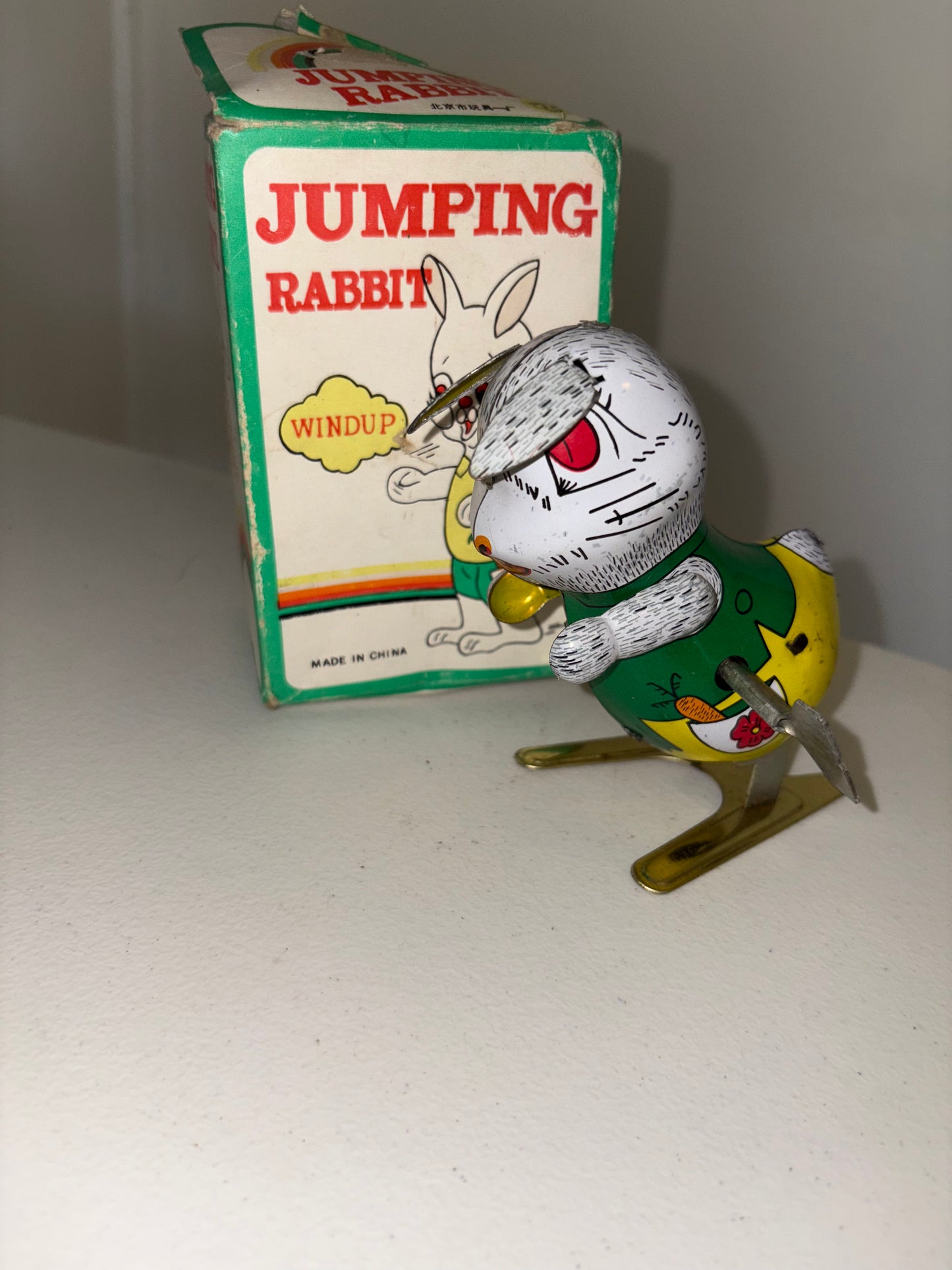 MECHANICAL JUMPING RABBIT TIN TOY w/ KEY * CHINA ~ 5"