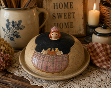 Load image into Gallery viewer, Vintage Folk Art Hand Painted Pie Plate
