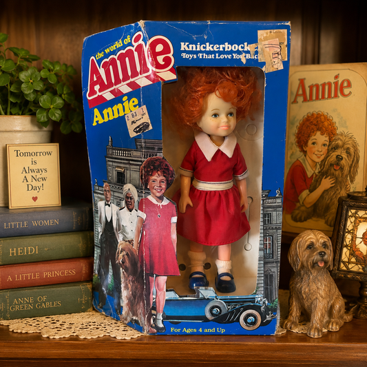 Vintage Knickerbocker Annie Doll in Original Box