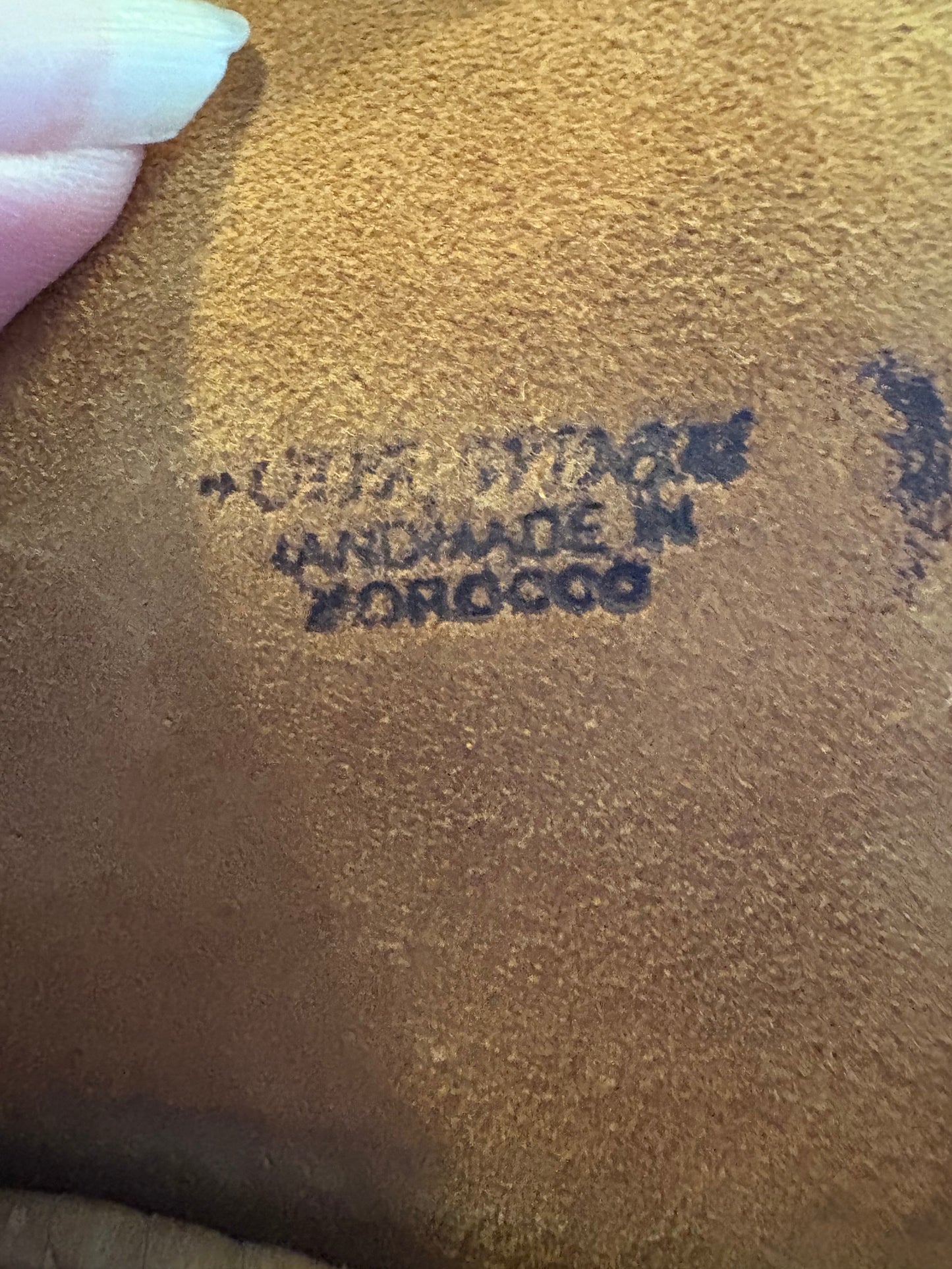 Vintage Handmade Leather Crossbody Bag – Made in Morocco