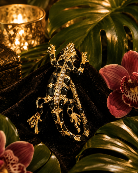 Vintage Gold Tone Gecko Brooch with Black Stones