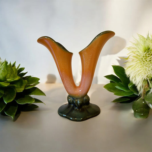 Vintage Medley Double Cornucopia by Hull 9" Vase103 USA