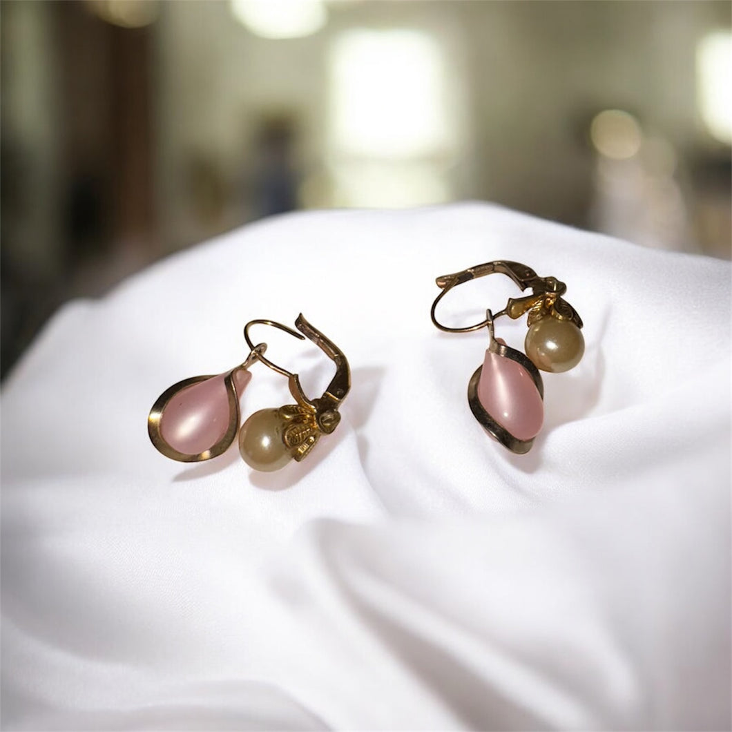 Vintage Gold Tone, Pink And Pearl Clip-On Earrings