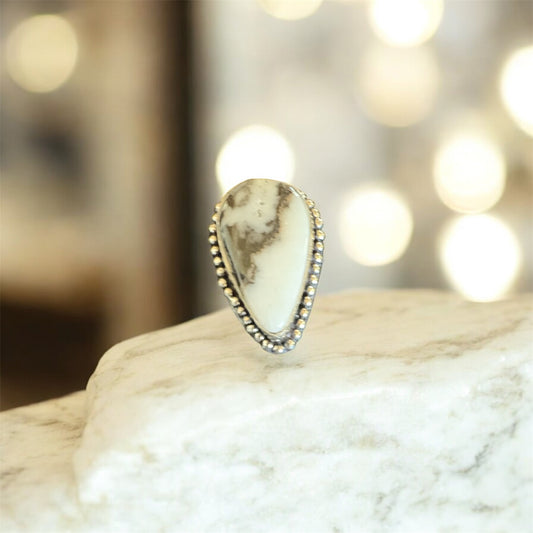 Anillo vintage de piedra plateada. Talla 7 1/2