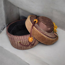 Load image into Gallery viewer, Vintage doll hat box
