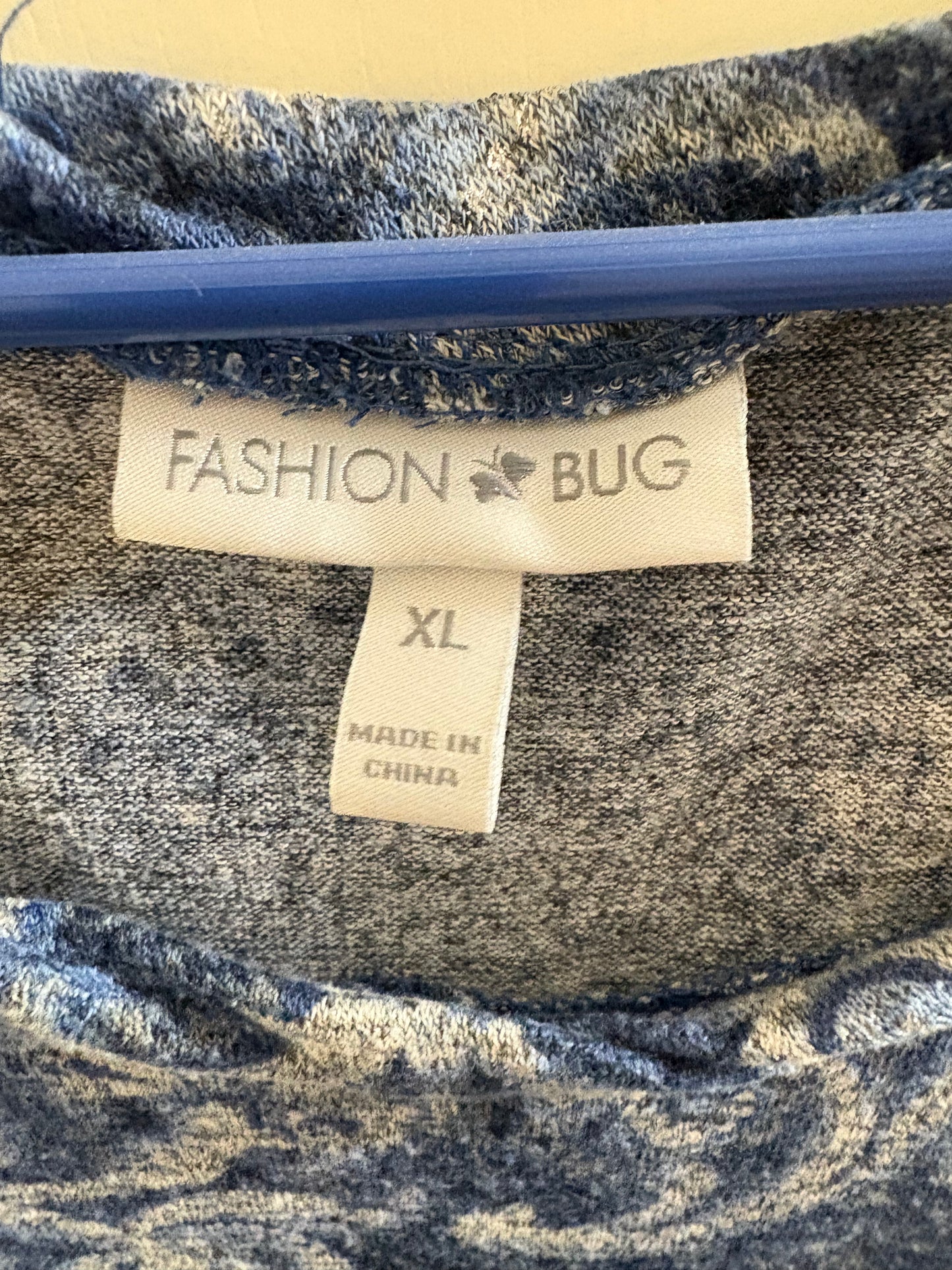 Fashion Bug Womens Blue Floral 3/4 Sleeve Top Blouse. Extra Large