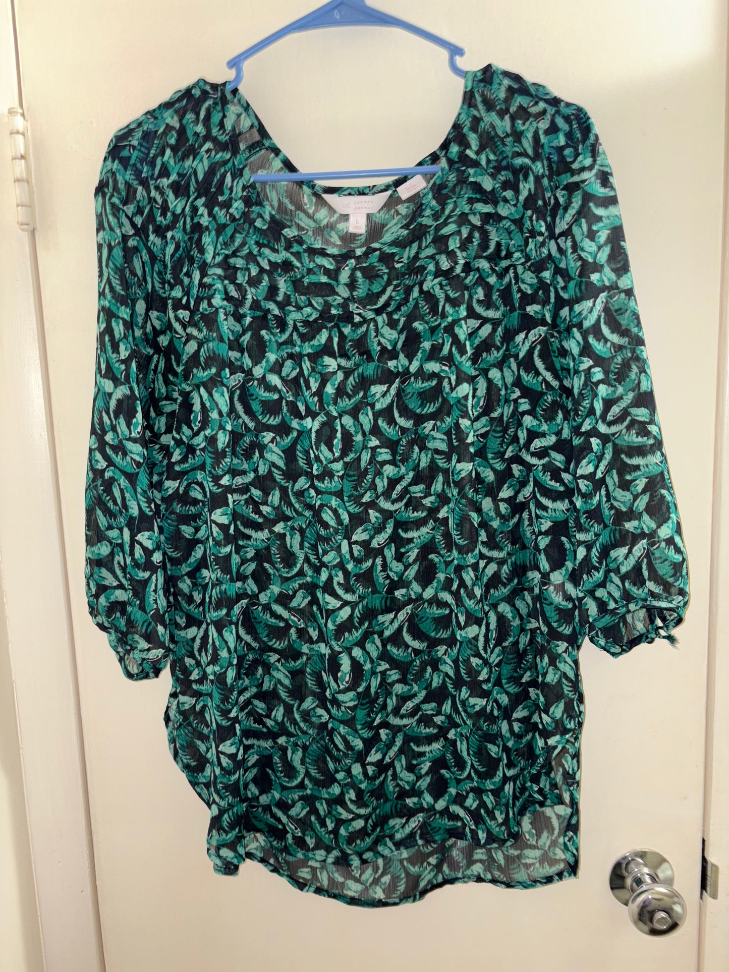 Lauren Conrad LC Semi Sheer Blouse Women's Size Large Pleated Leaf Print Peasant Top