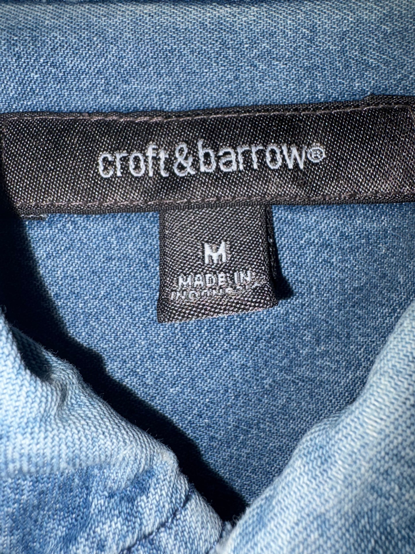 Croft & Barrow Denim Shirt Mens Medium Blue Button Up Pocket Long Sleeve