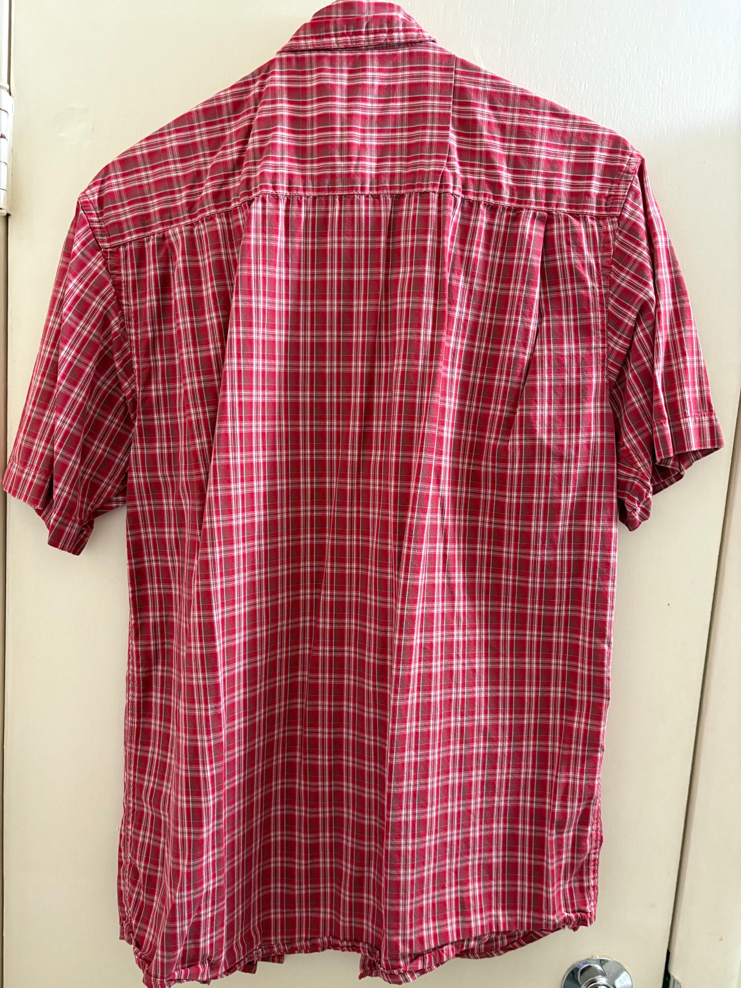 Wrangler Men's Button Down Shirt Short Sleeve Red Multi Plaid Small