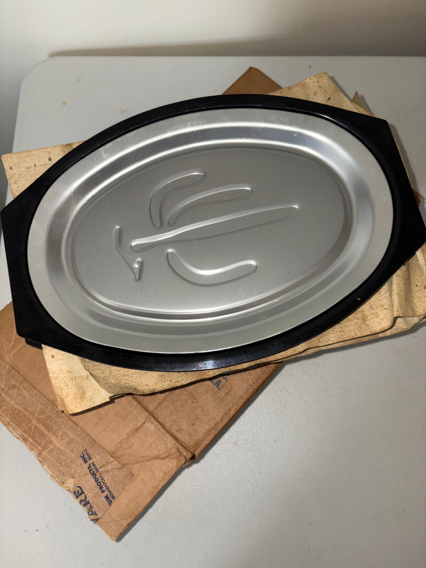 Vintage Nordic Ware SERV-A-SIZZLE Steak / Fajita Serving Plates Cactus Set Of 4. New In Original Box